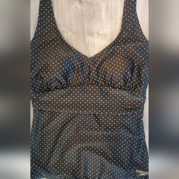 Speedo Halter Black with White Polka Dots One Piece Swimsuit Size Medium - Picture 2 of 6